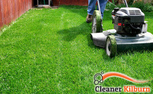 lawn-mowing-services-Kilburn